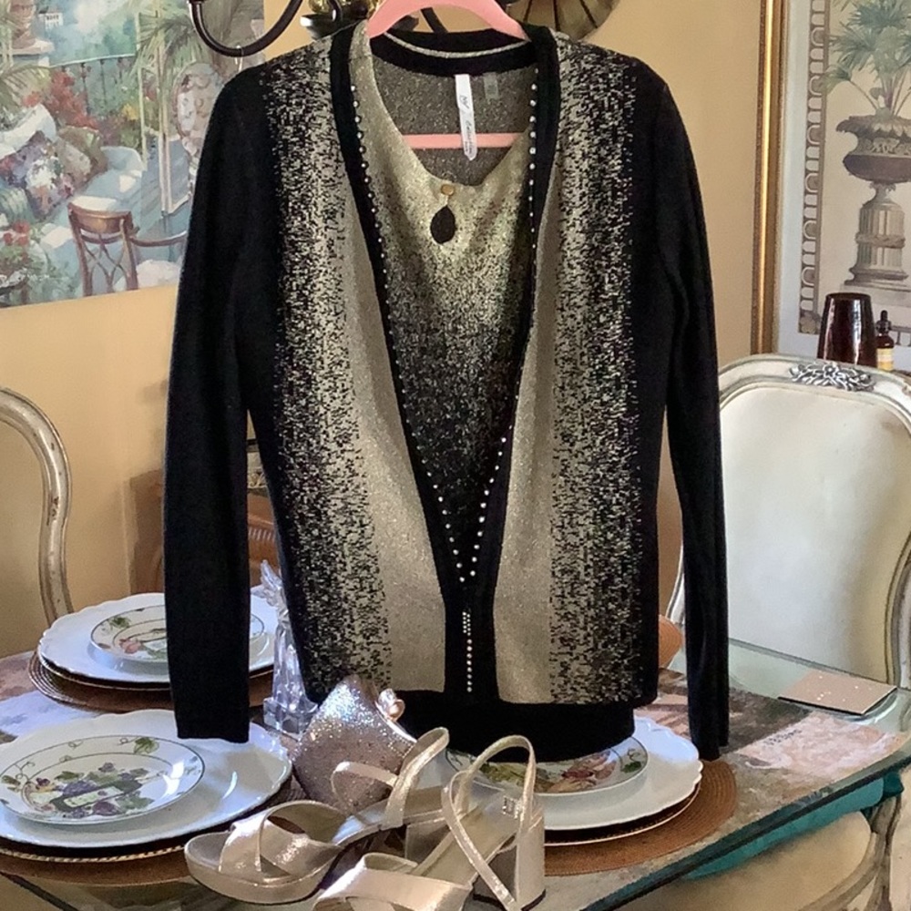NY Collection top sparkle matching sweater by Bellini zipper stones size…